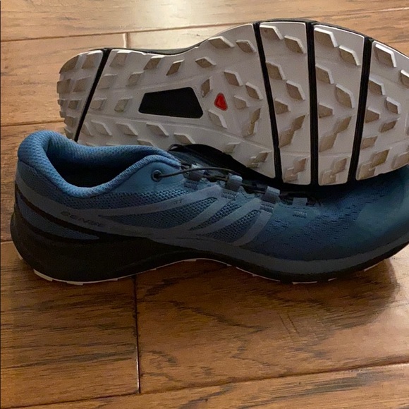 Salomon trail sneakers - Picture 2 of 2